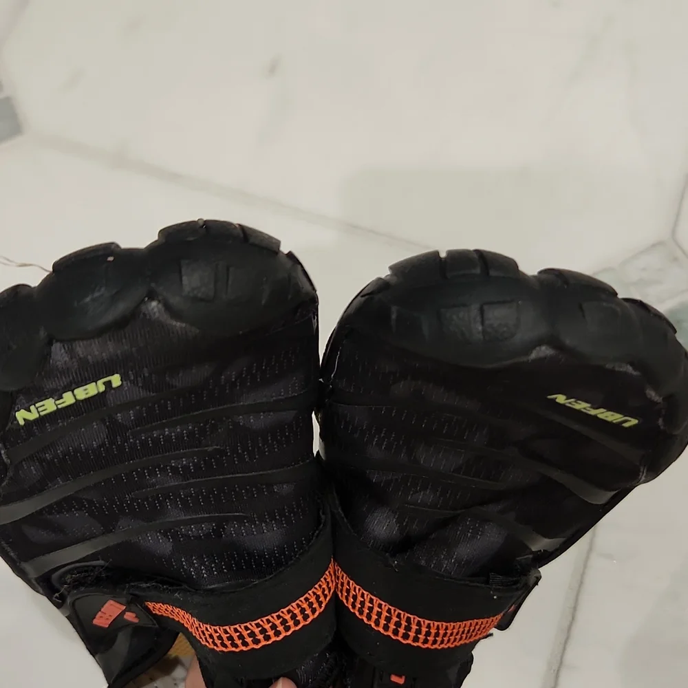 KUBUA water shoes for kids, size 31 EU/13 US